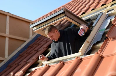 Pose de fenêtres de toit Velux à Lahas